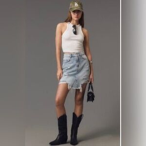 🆕 Pilcro Frayed Denim Mini Skirt Anthropologie Women’s Size 12 Blue Jean